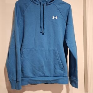 Under Armour Men’s Light Blue Crewneck Fleece Sweatshirt